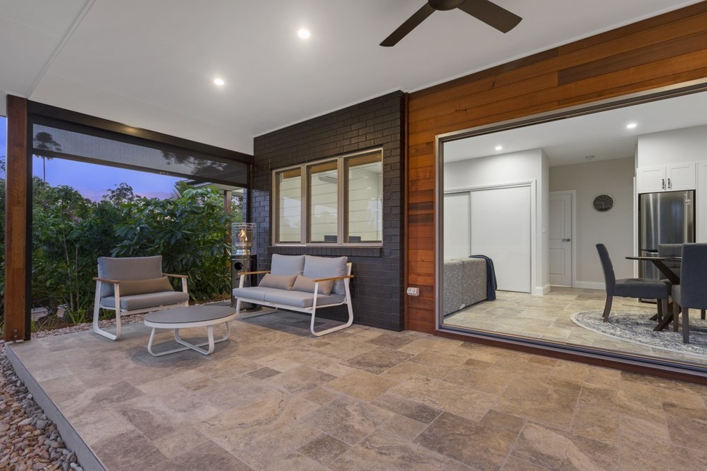 Design ideas for a modern home design in Sunshine Coast.