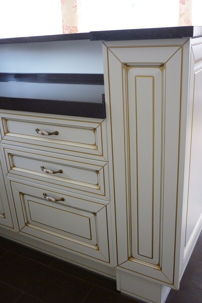 Кухня в загородном доме