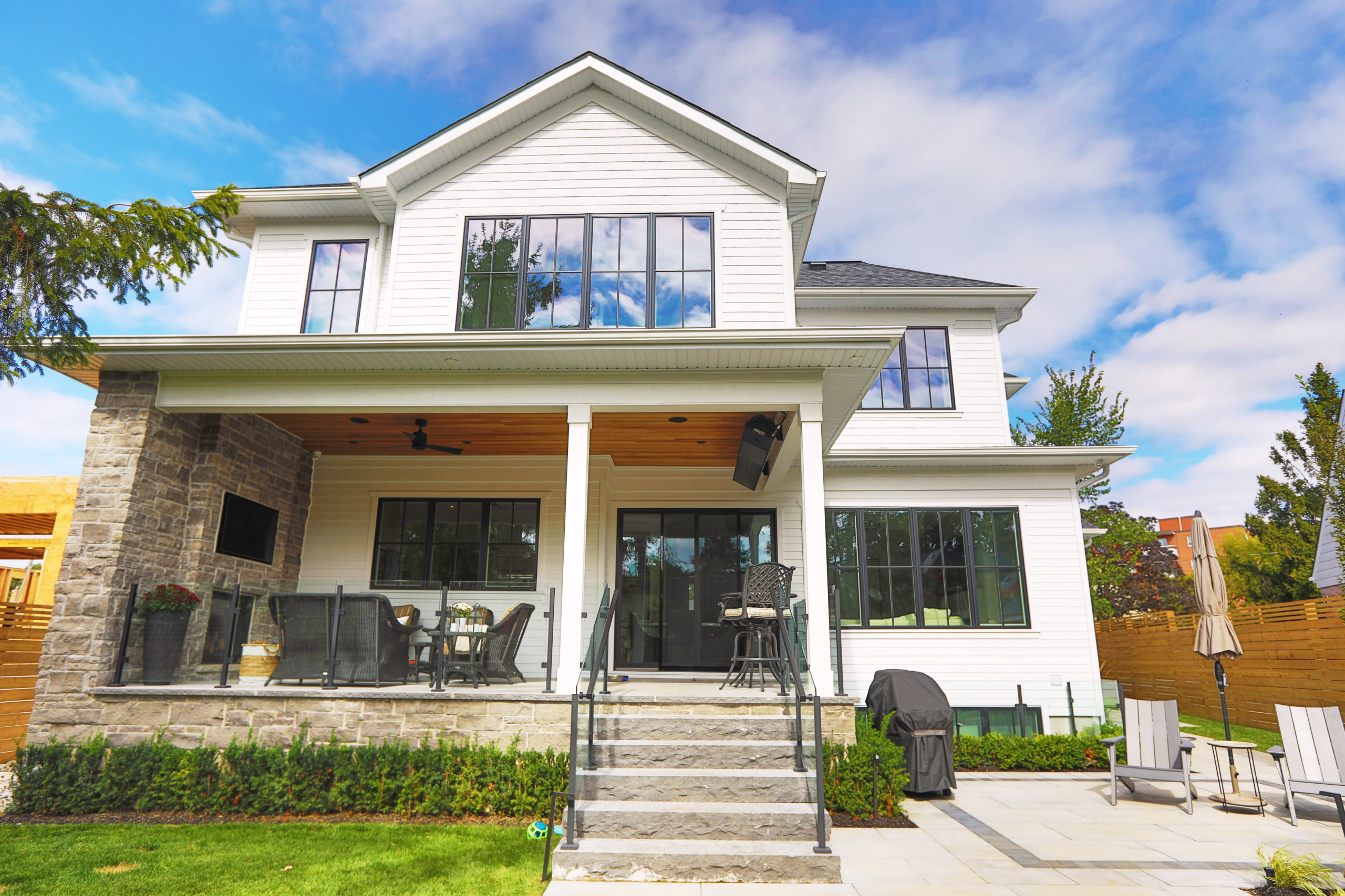 Crescent - South West Oakville