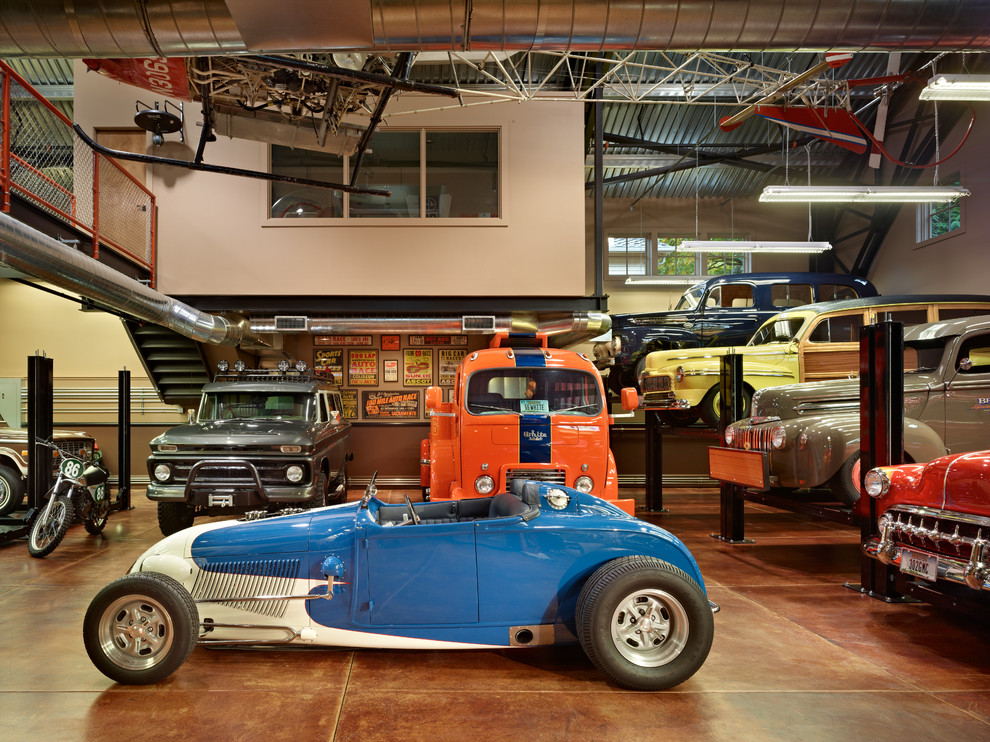 This is an example of an eclectic garage in Seattle.