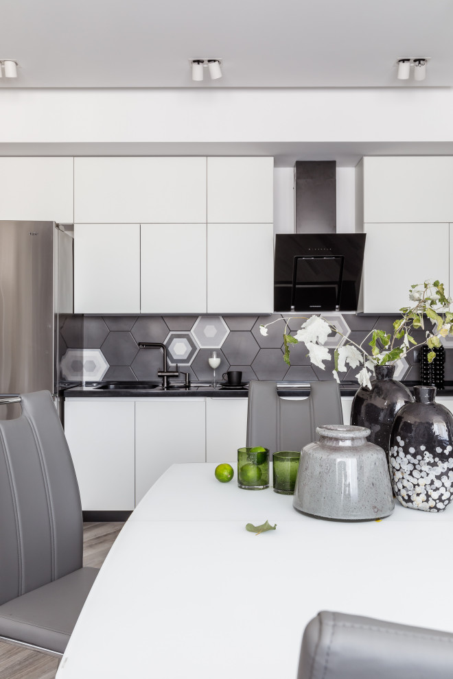 Монохромный интерьер в 2-х комнатной квартире