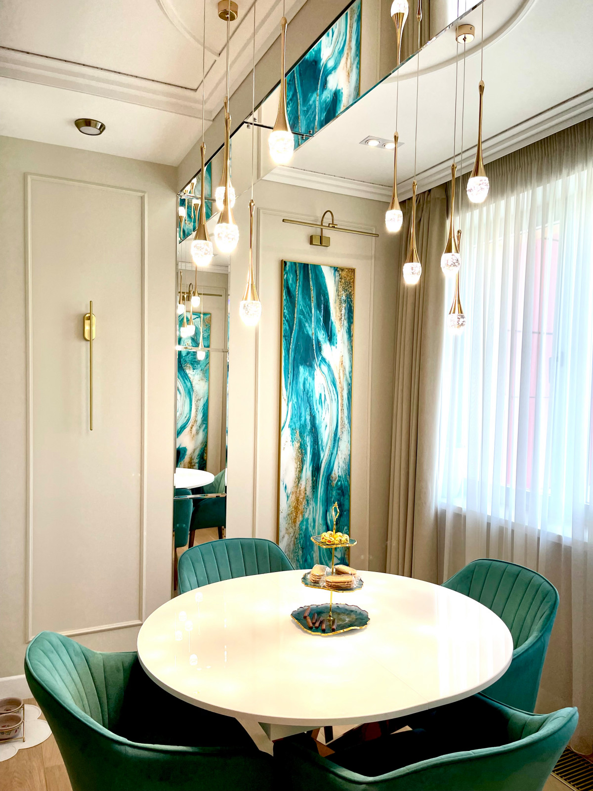 Проект в бирюзовых тонах