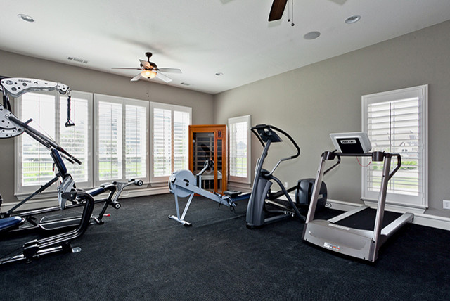 Traditional home gym in Dallas.