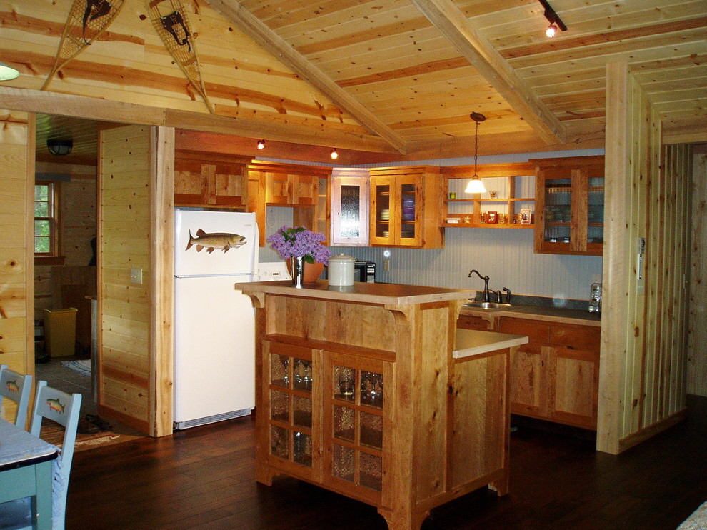 Mountain style kitchen photo in Minneapolis