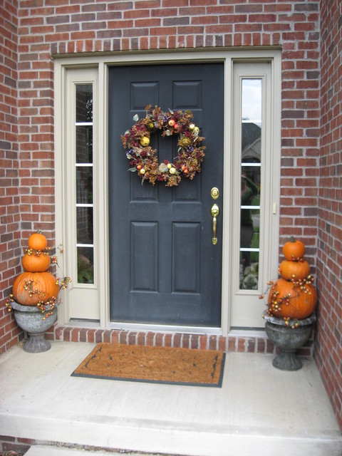 Strictly Simple Style traditional-entry