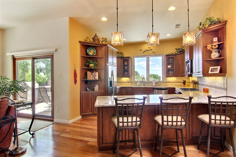 Example of a transitional kitchen design in Albuquerque