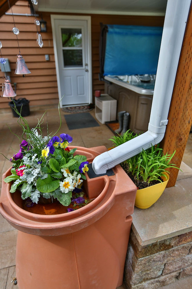Deck - rustic deck idea in Seattle