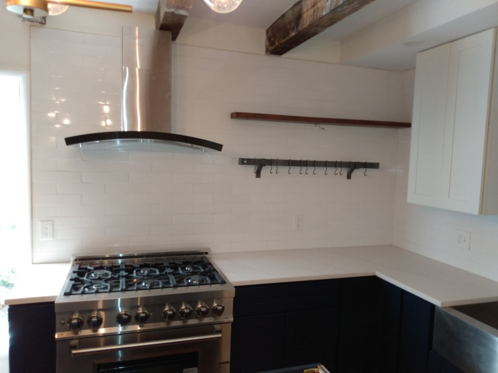 Modren kitchen and living room Renoavation