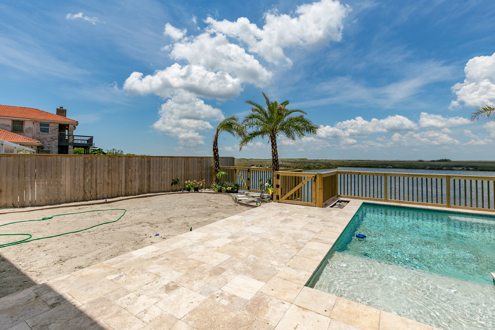 Inspiration for a transitional pool remodel in Austin