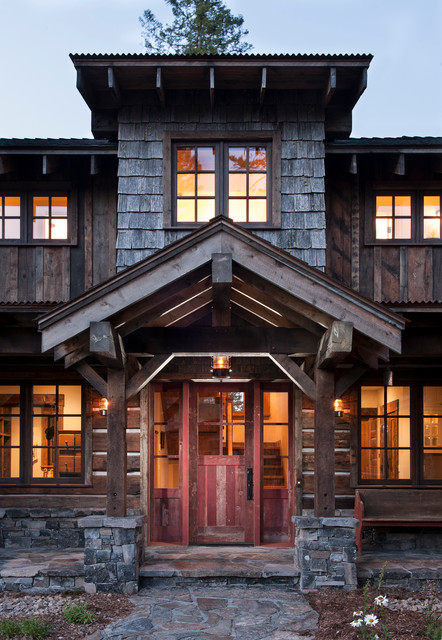 Big Mountain Rustic Residence rustic-entry