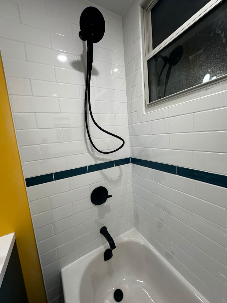 Smith Street - Bathroom