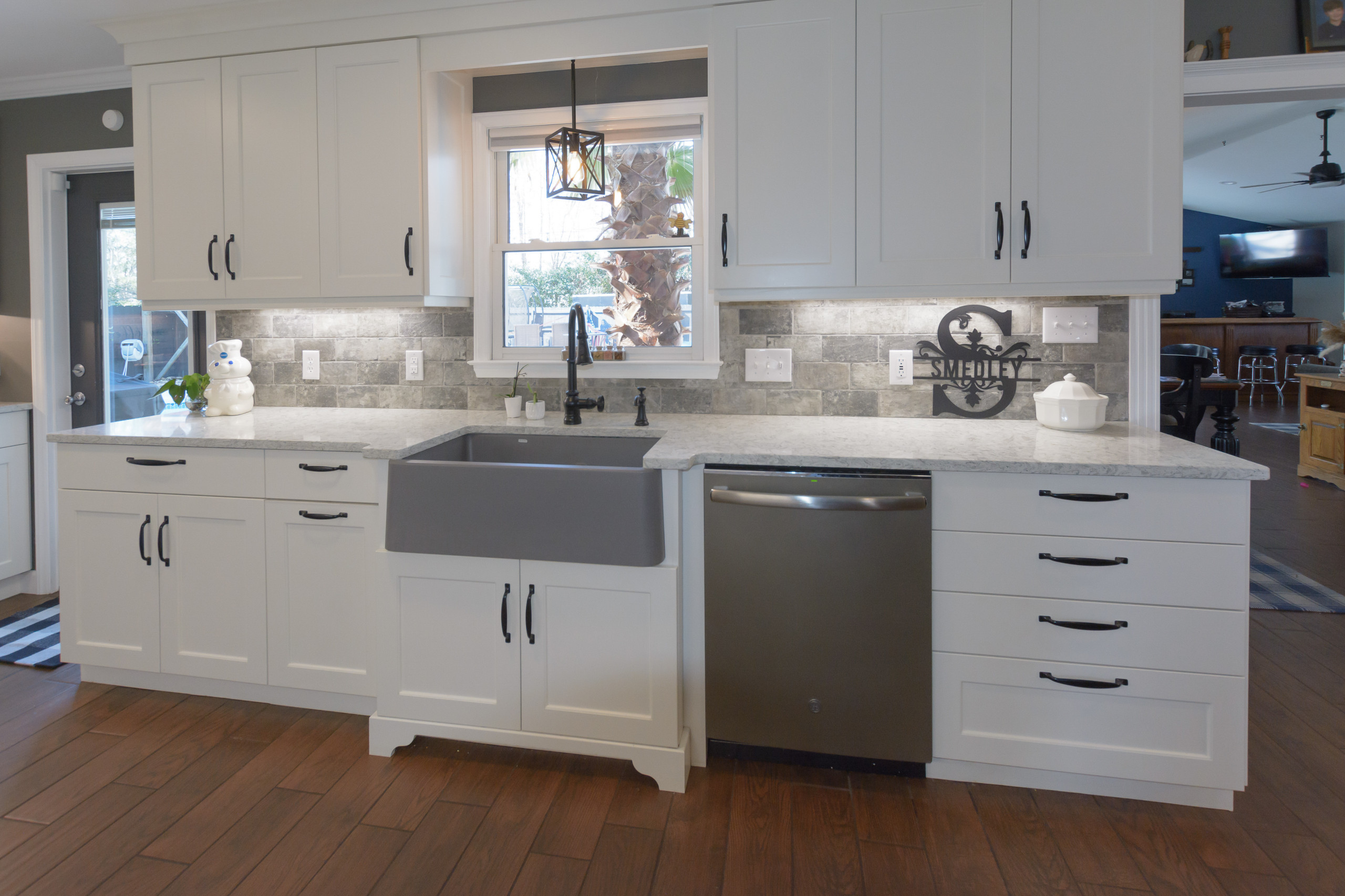 Myrtle Beach classic white kitchen