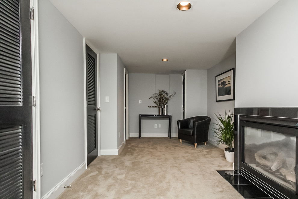 Inspiration for a transitional home design remodel in Baltimore