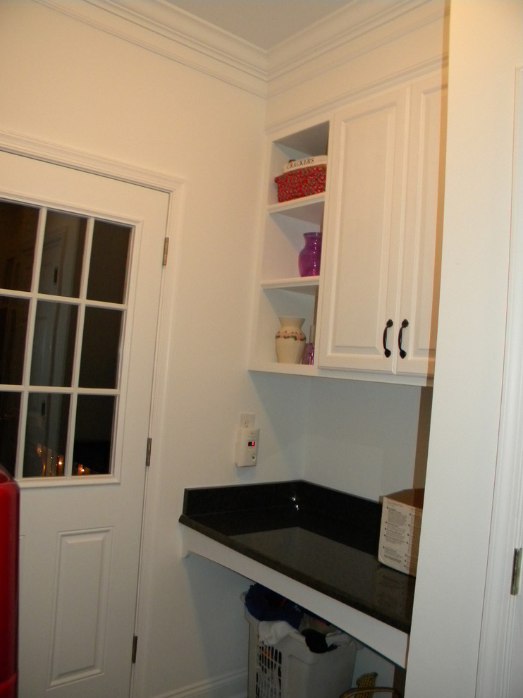 This is an example of a contemporary laundry room in Philadelphia.