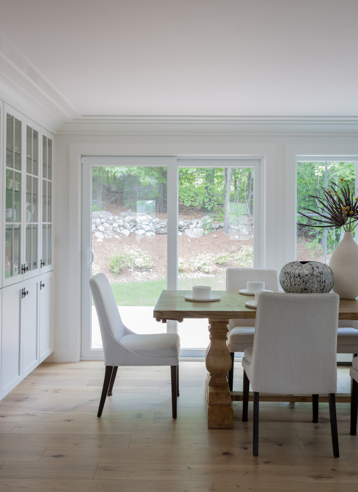 Example of a transitional kitchen design in Boston