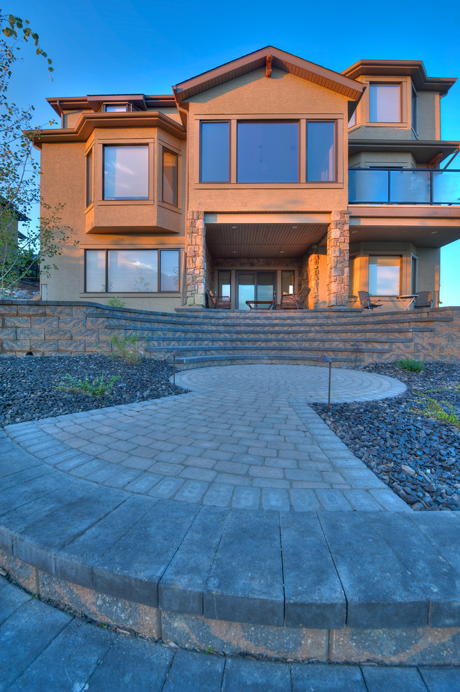 Curve Appeal Traditional Landscape Calgary by VisionScapes