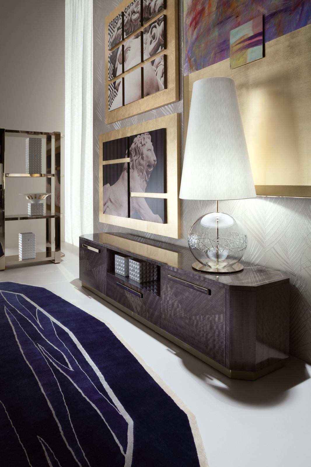 INFINITY Тумба, лампа, панно