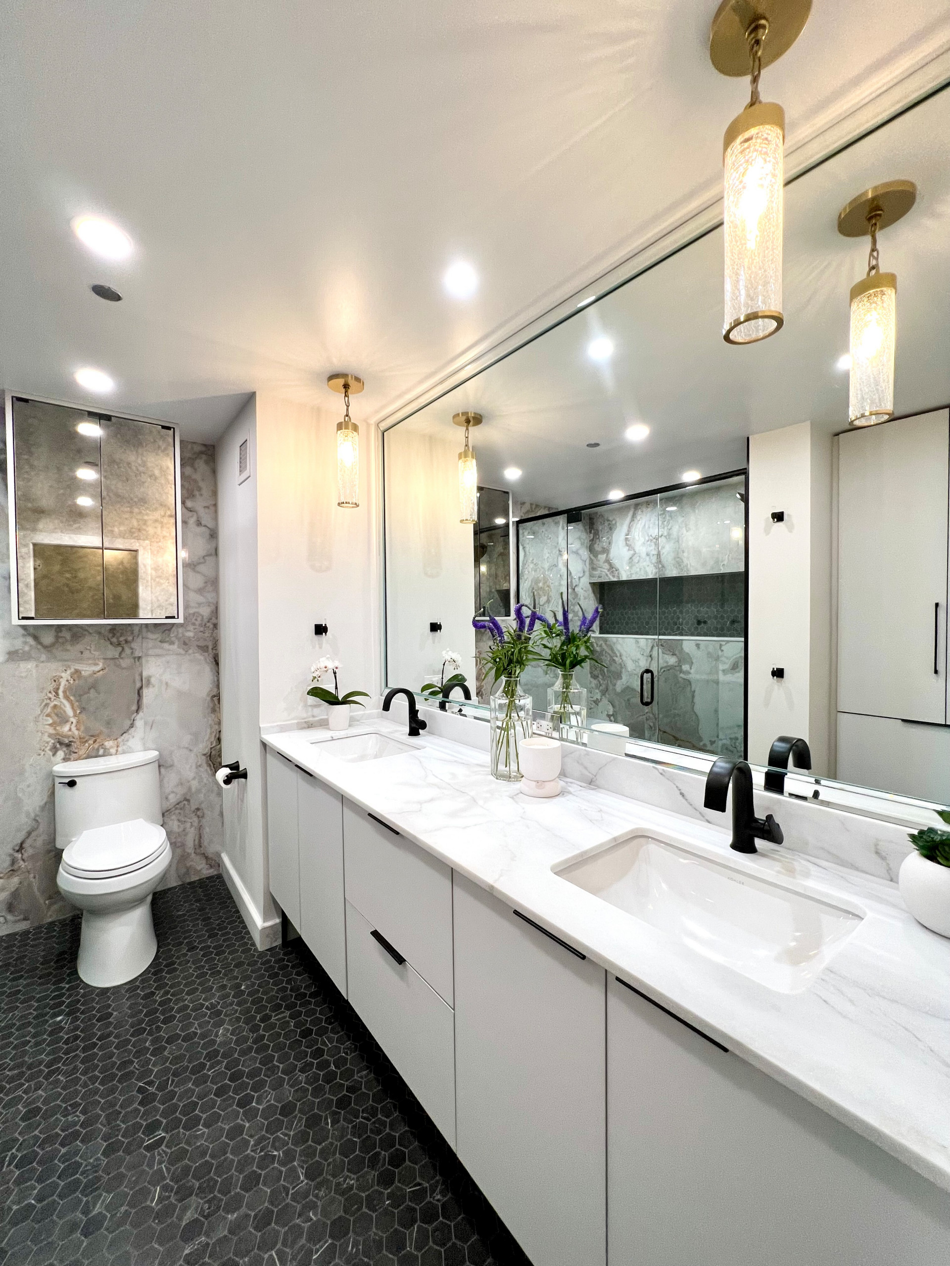 Modern Urban Bathroom