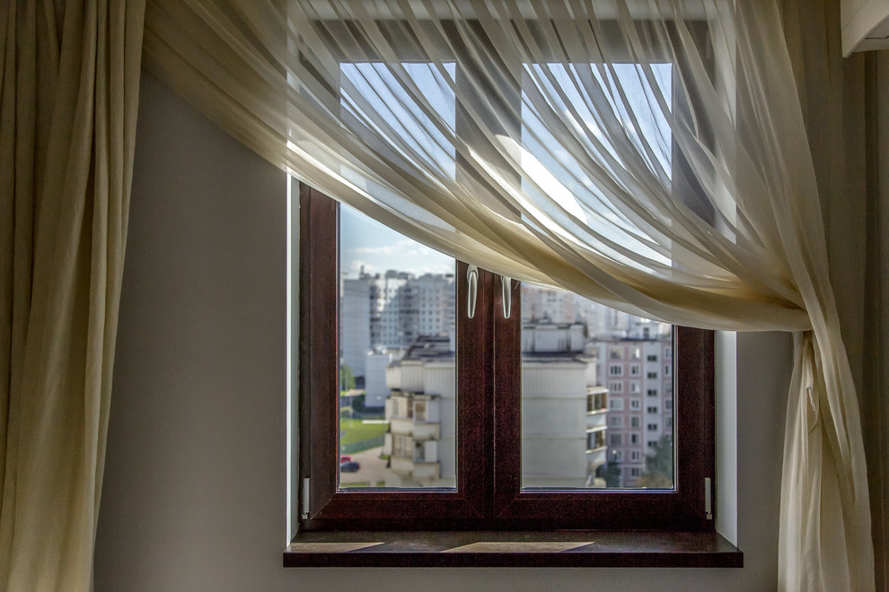 Спальня со стеклянным кубом