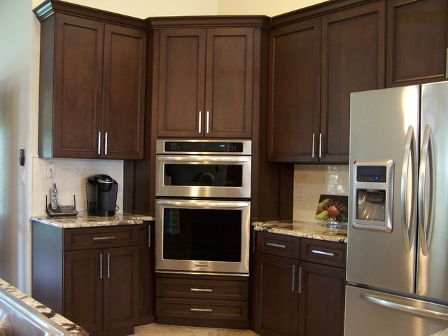 Transitional Kitchen nyklassisk