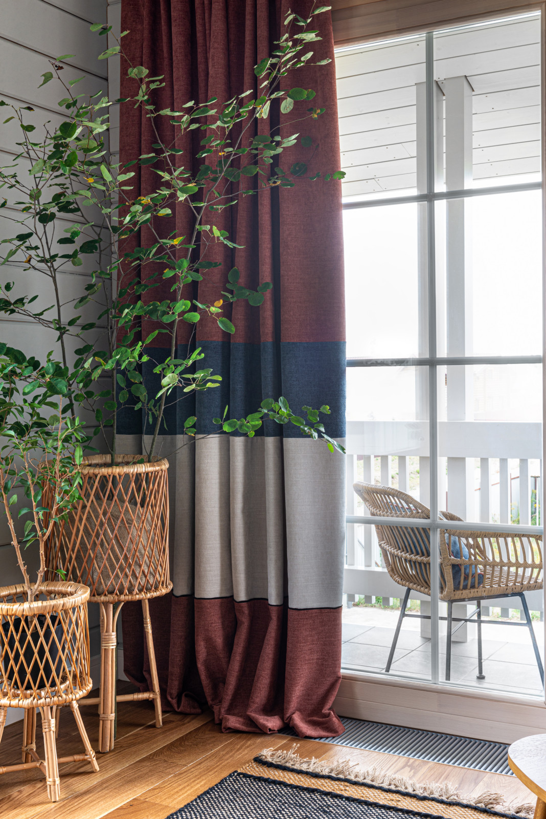 Загородный дом в оттенках моря и солнца