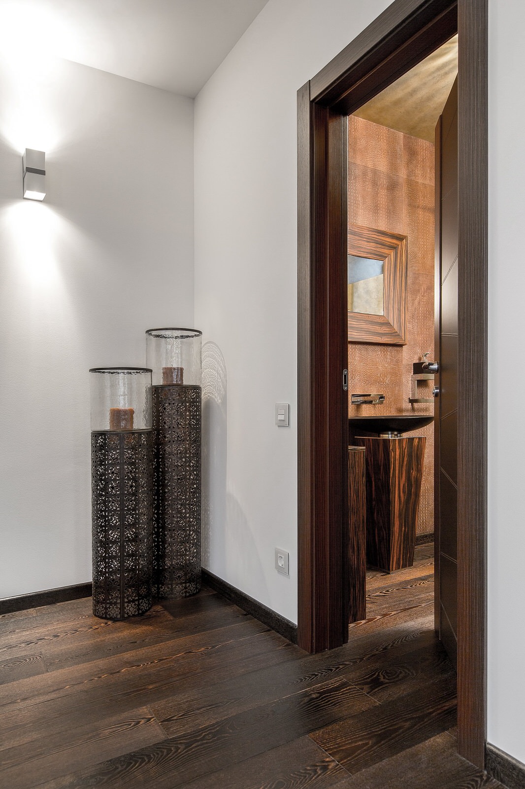 Дом с бассейном