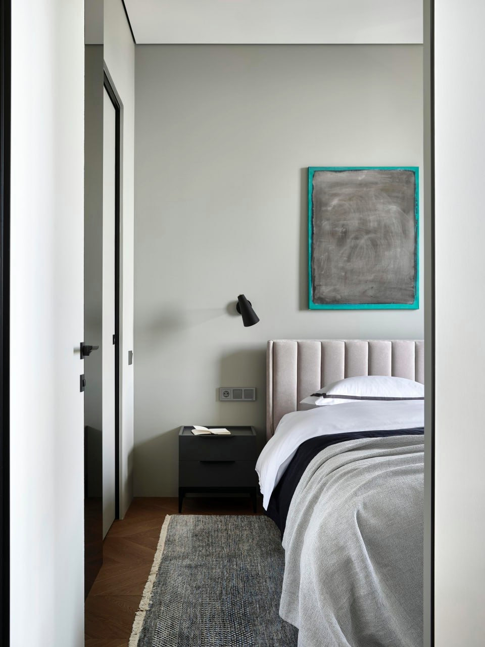 Стильный дизайн квартиры-новостройки.