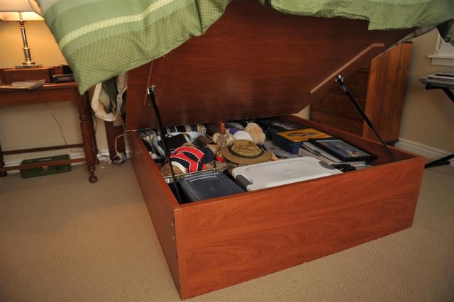 Platform Lift Storage Bed Traditional Phoenix By Stor Beds Platform Lift Storage Bed Traditional