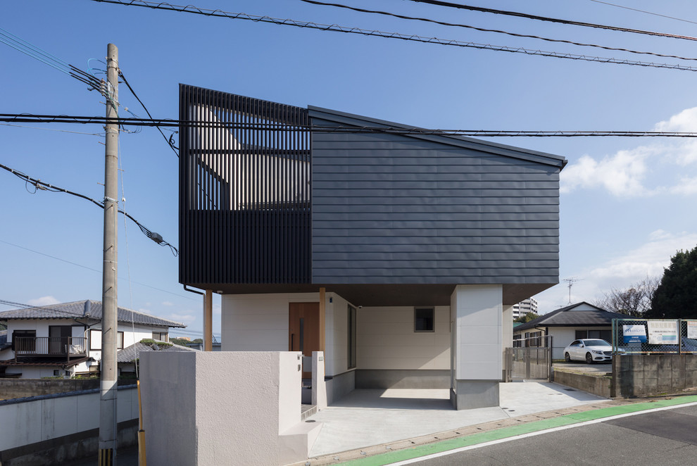 Design ideas for a contemporary exterior in Fukuoka.