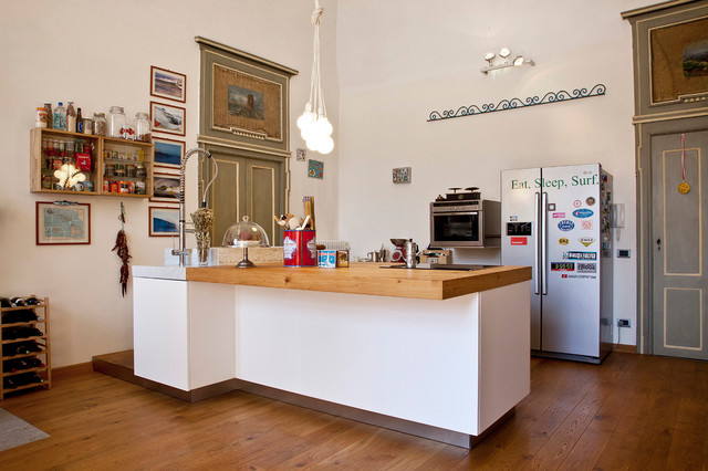 SIMONE HOUSE fyyuzhn-kuhnya