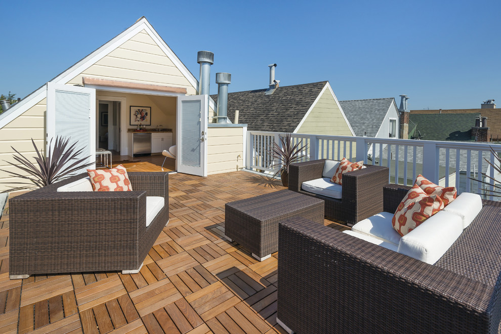 Design ideas for a transitional rooftop and rooftop deck in San Francisco.