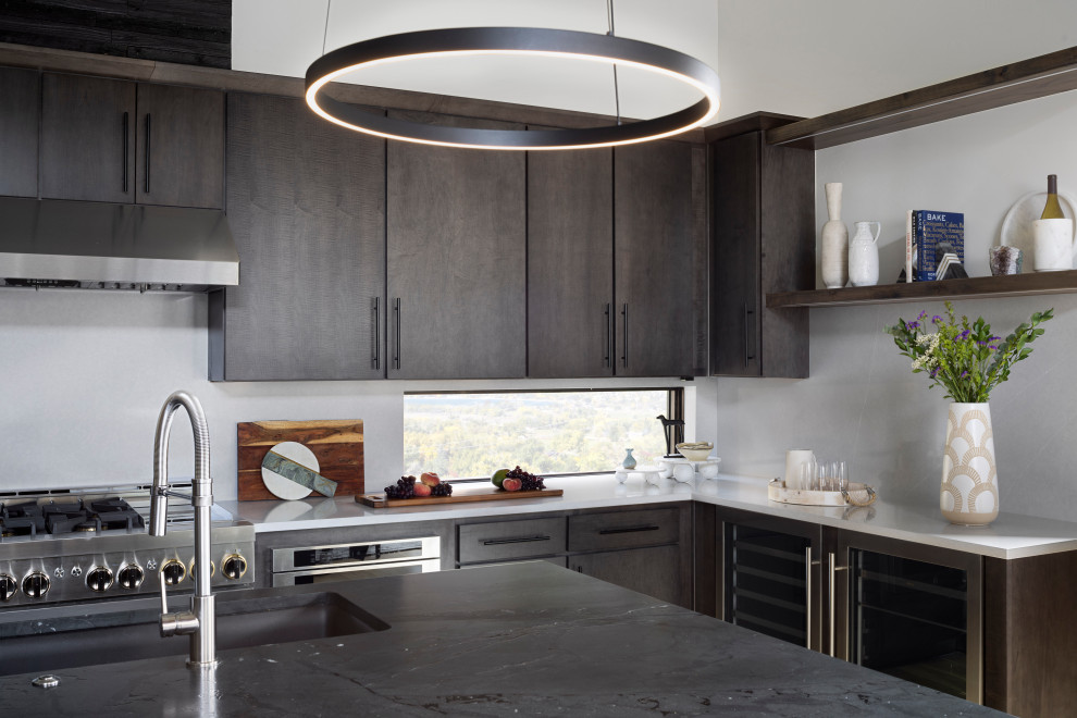 Kitchen - rustic kitchen idea in Denver