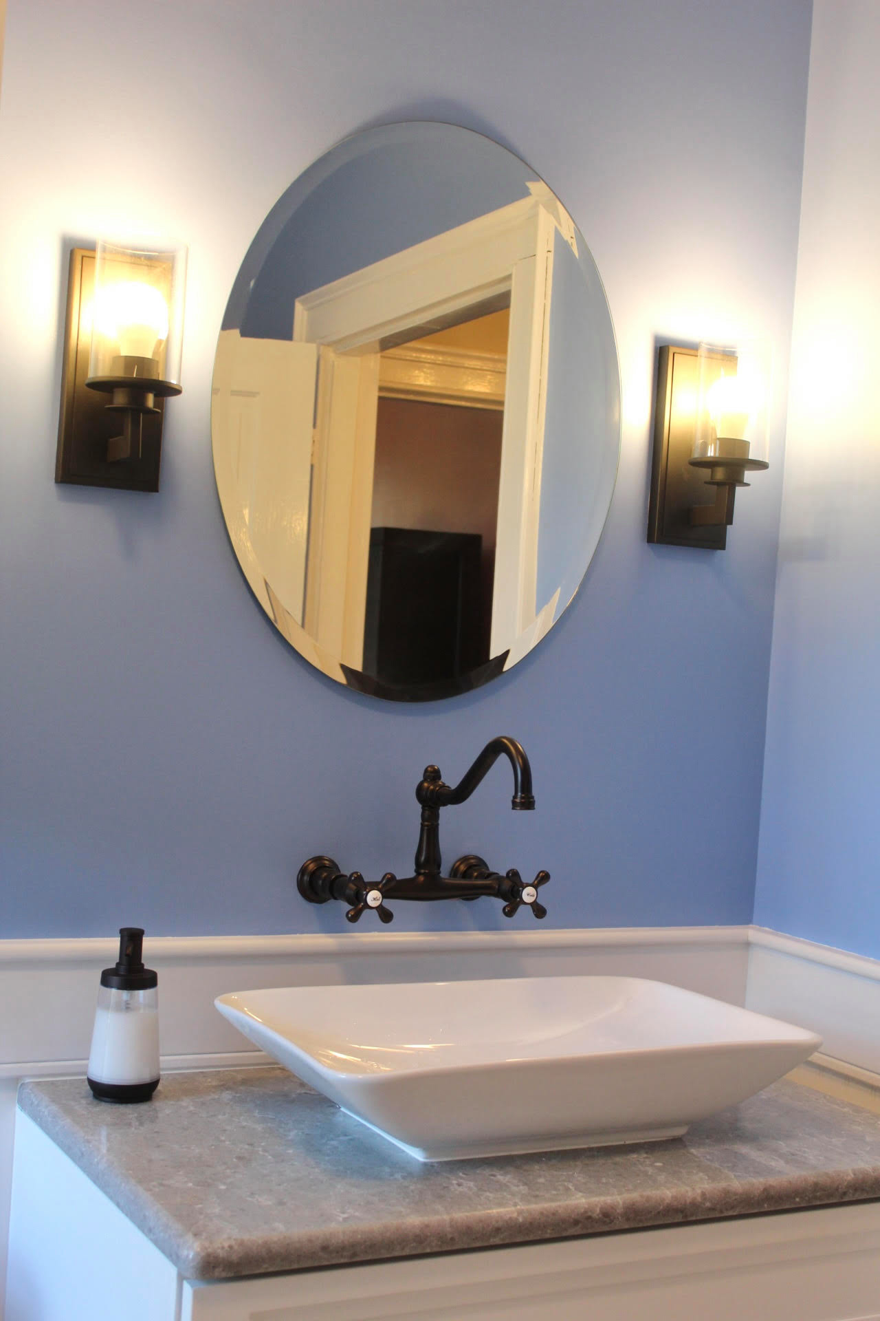 Erickson bathroom 2/ Historic Summerville