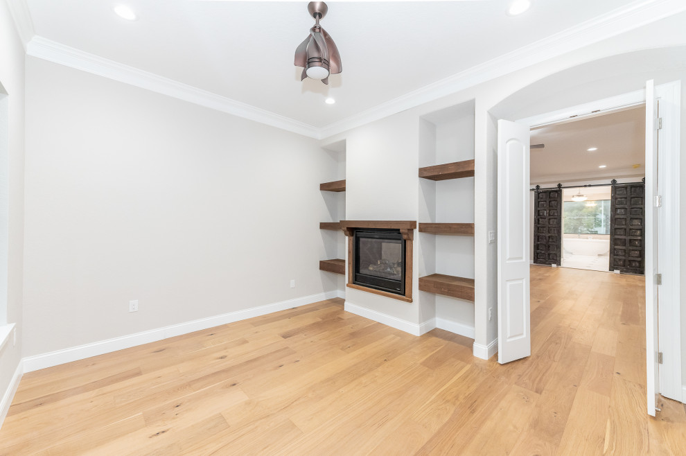 102 Cloverleaf