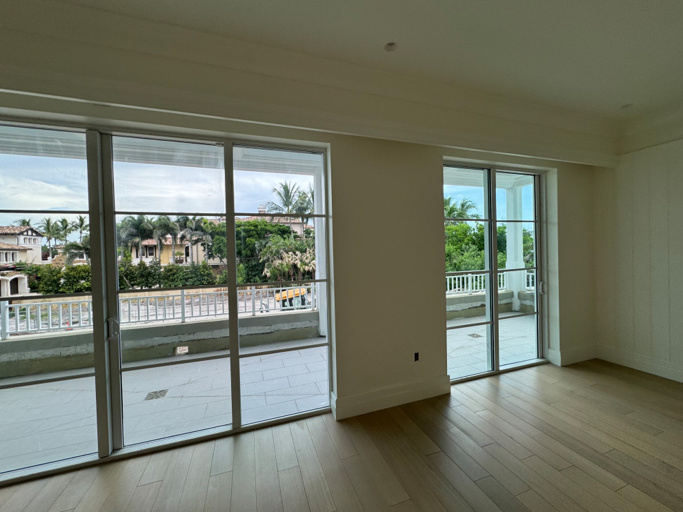 NF301 - Naples Beach Club