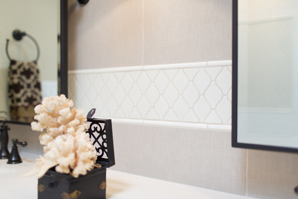 Inspiration for a transitional home design remodel in Phoenix