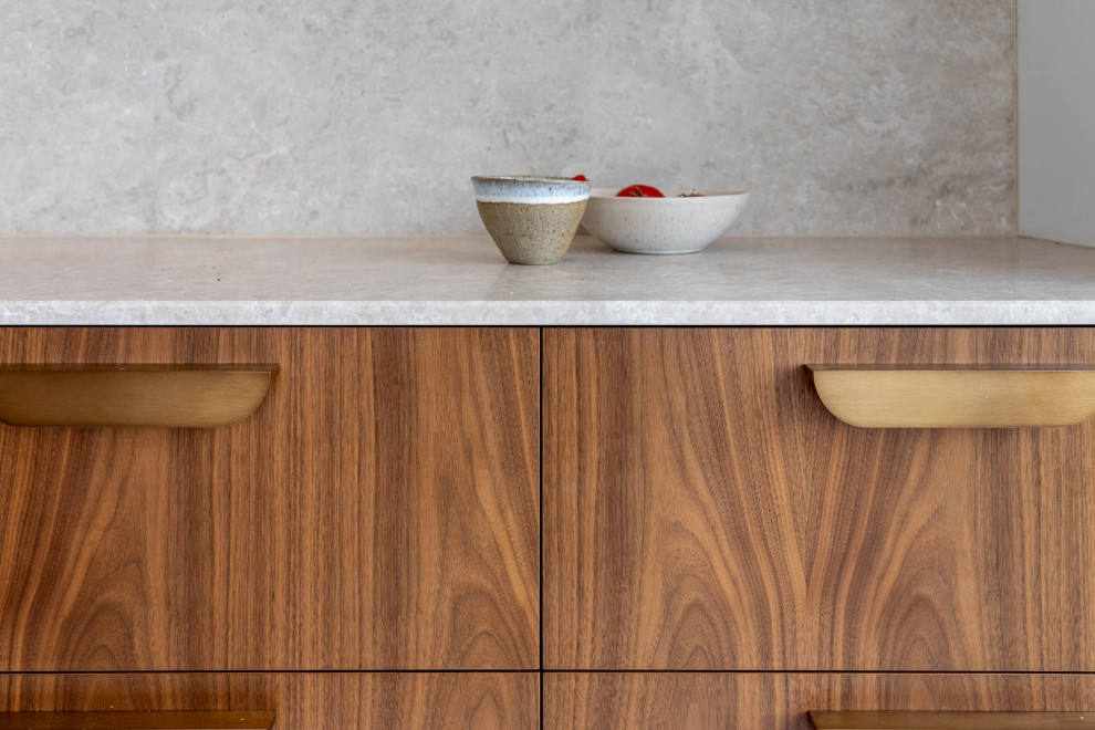 Photo of a midcentury kitchen in Adelaide.