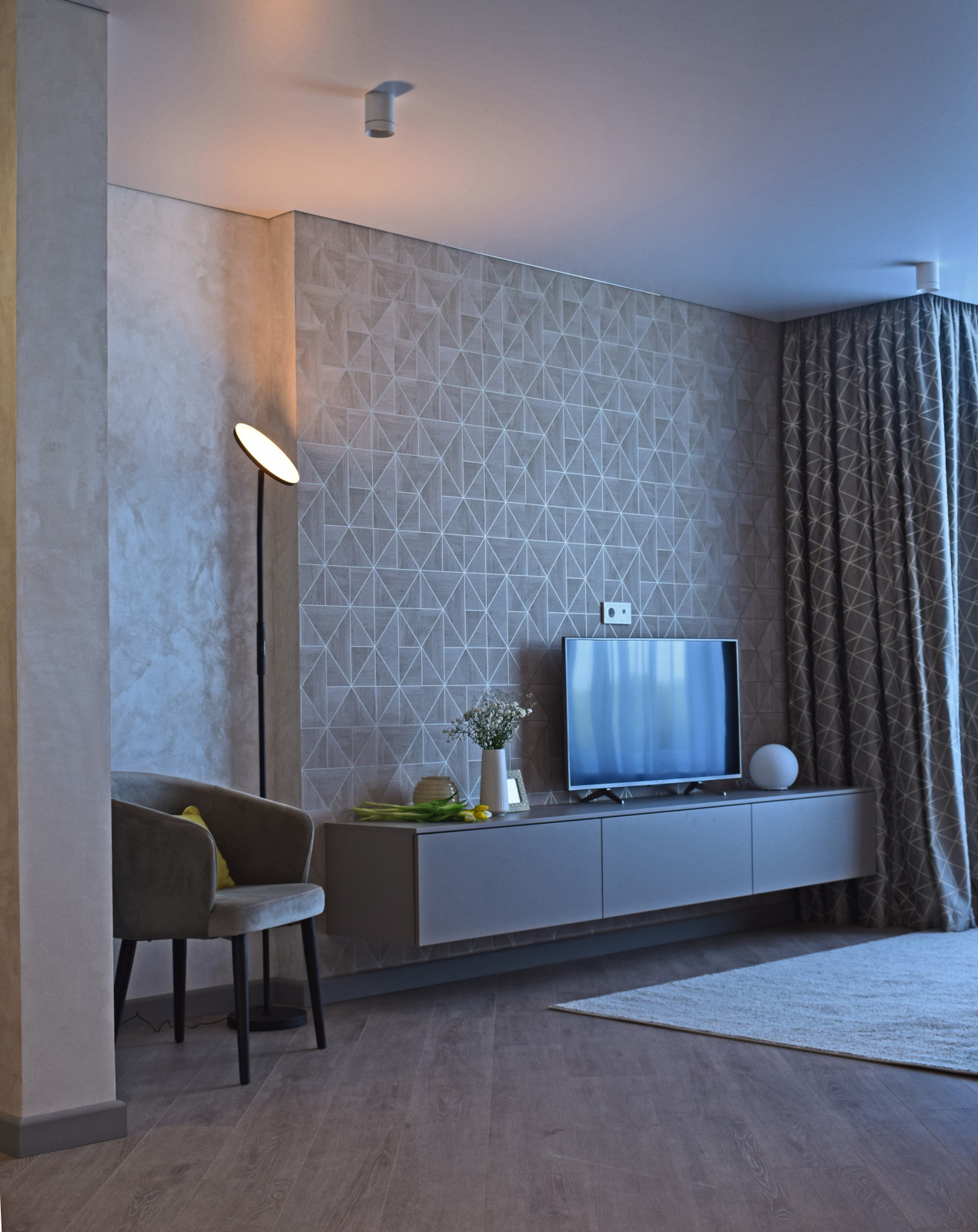 Элегантный бежевый