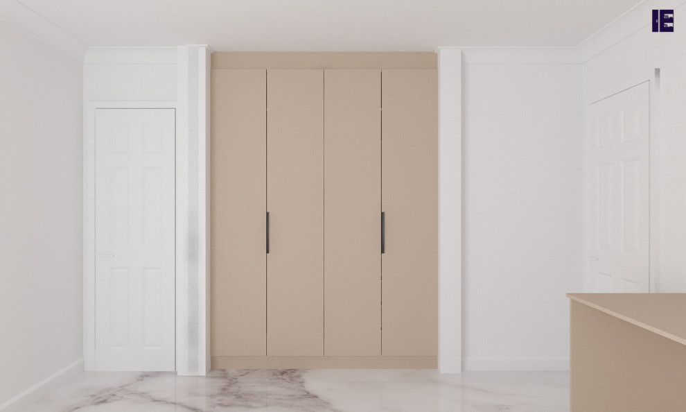 Immagine di un piccolo armadio incassato moderno con ante lisce, ante beige, pavimento in marmo, pavimento multicolore e soffitto in legno