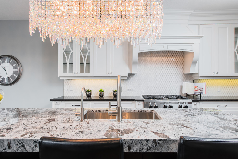 Inspiration for a transitional kitchen remodel in Toronto