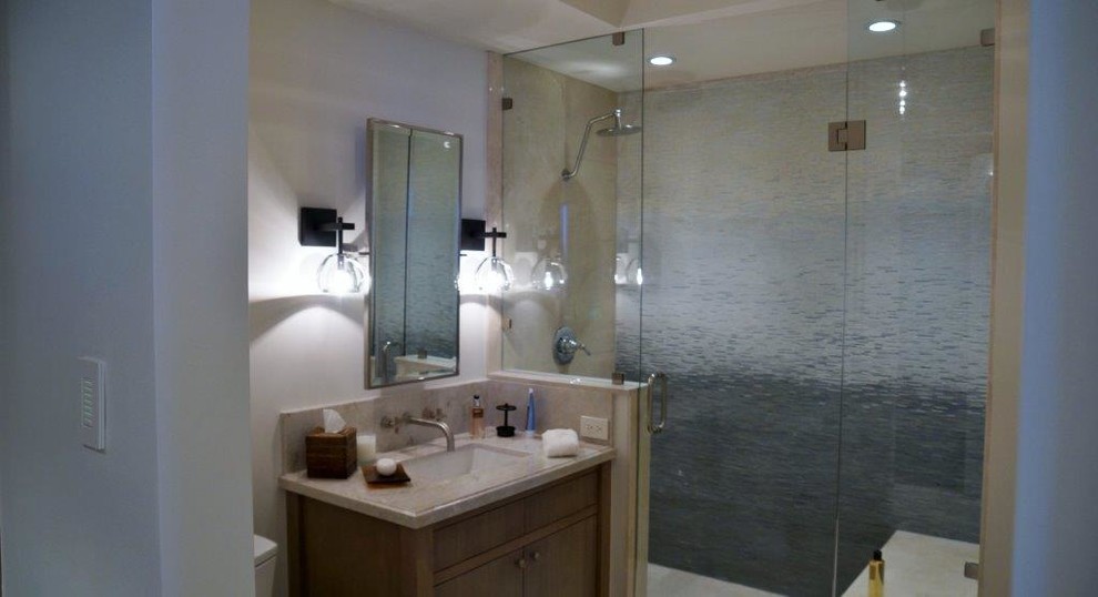 Inspiration for a transitional bathroom remodel in Miami