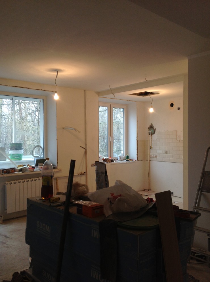 м. Молодежная