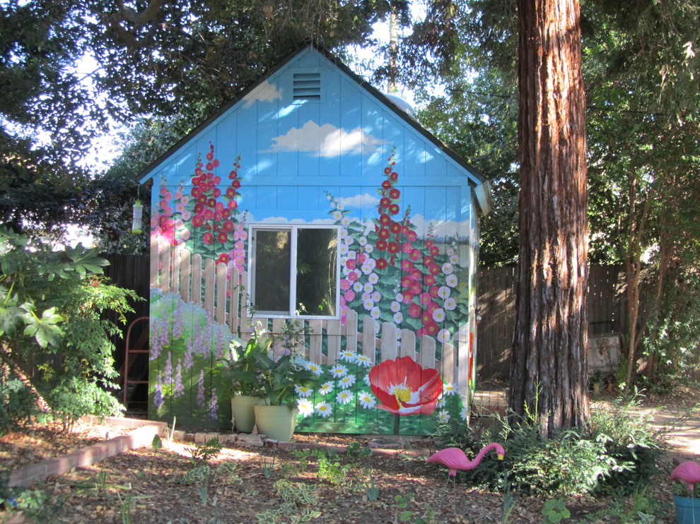 Eclectic shed and granny flat in Sacramento.