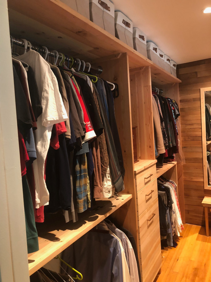 New walkin closet off master bedroom Contemporary Closet