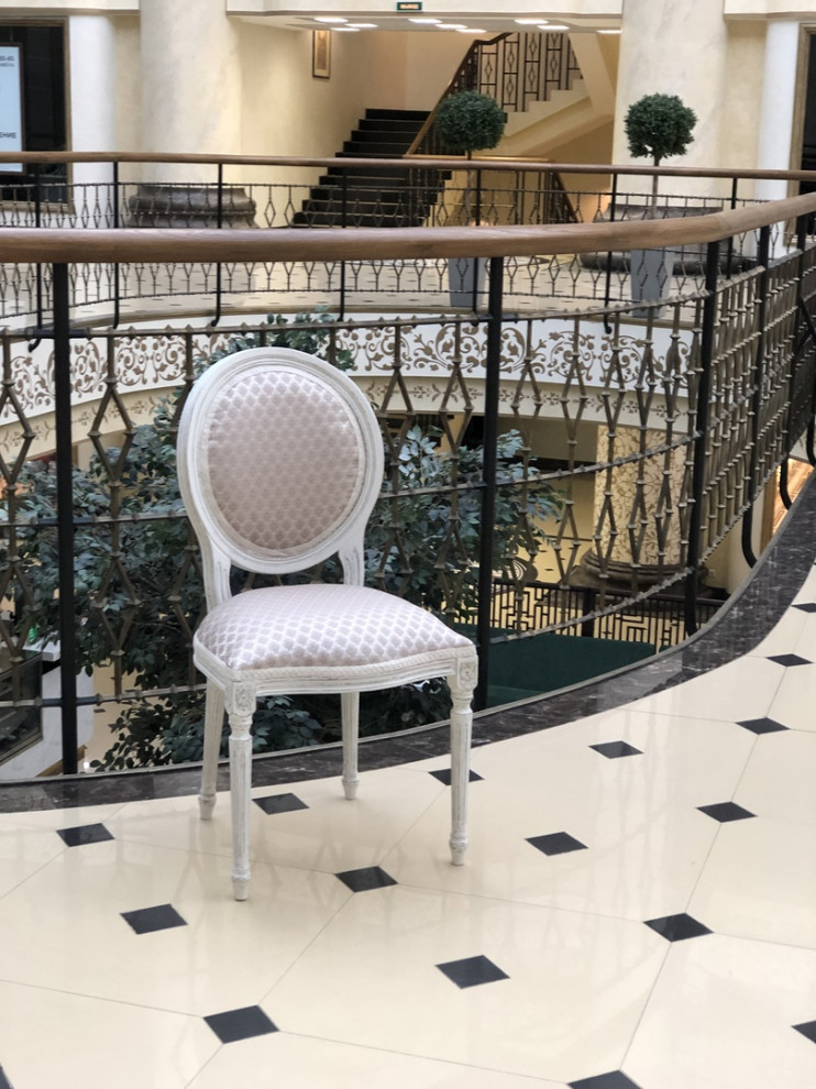 Стул Медальон