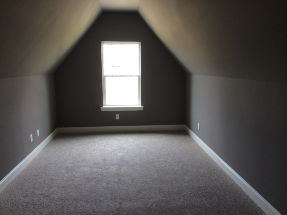Home design - transitional home design idea in Orlando