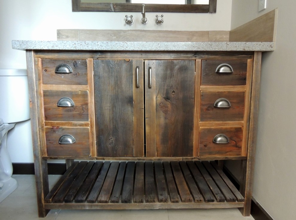 Inspiration for a transitional bathroom remodel in Phoenix