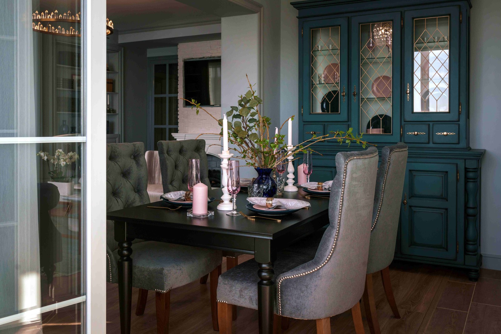 Квартира серого цвета с розовым. г.Димитровград .