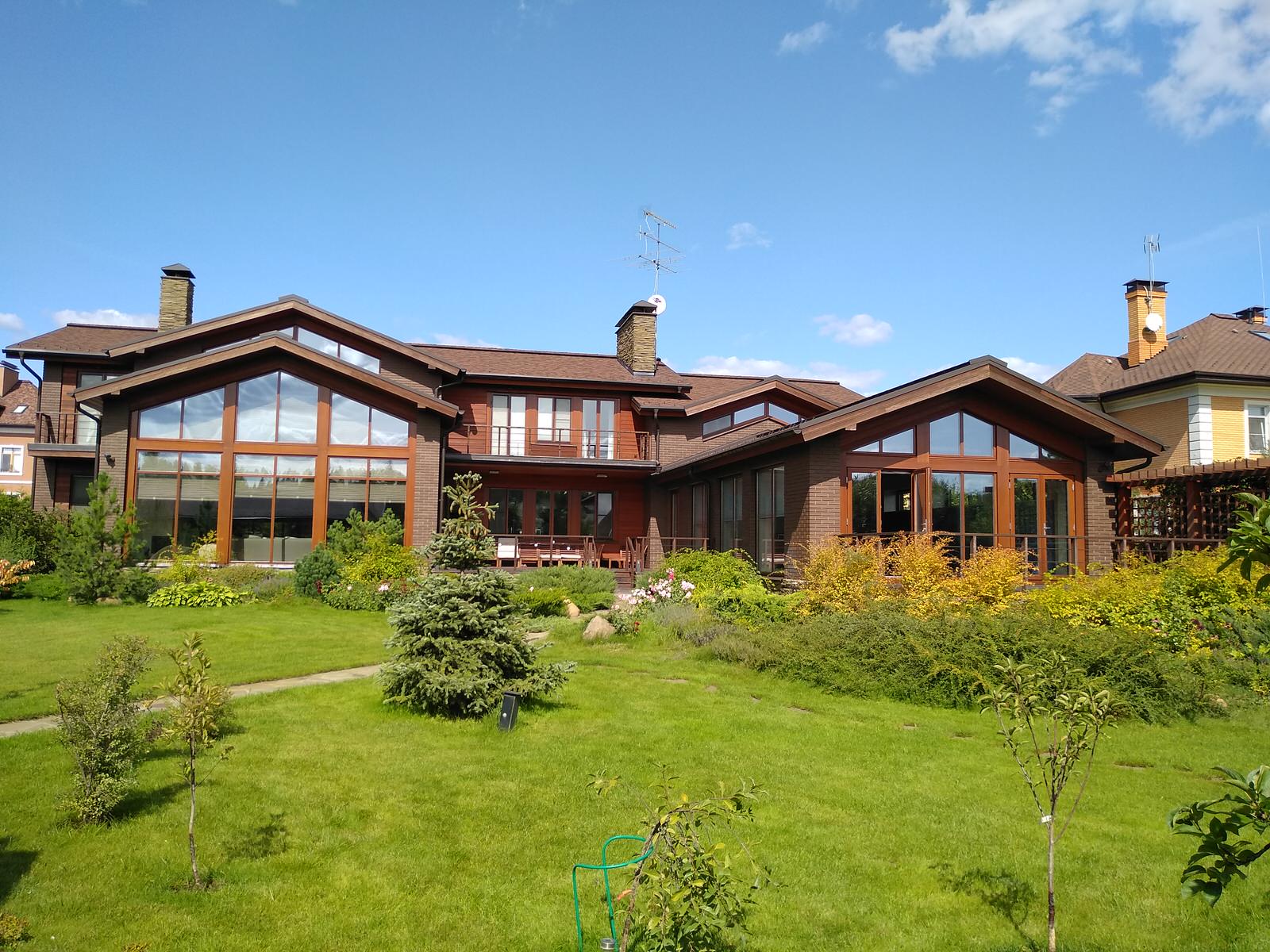 Дом под Звенигородом