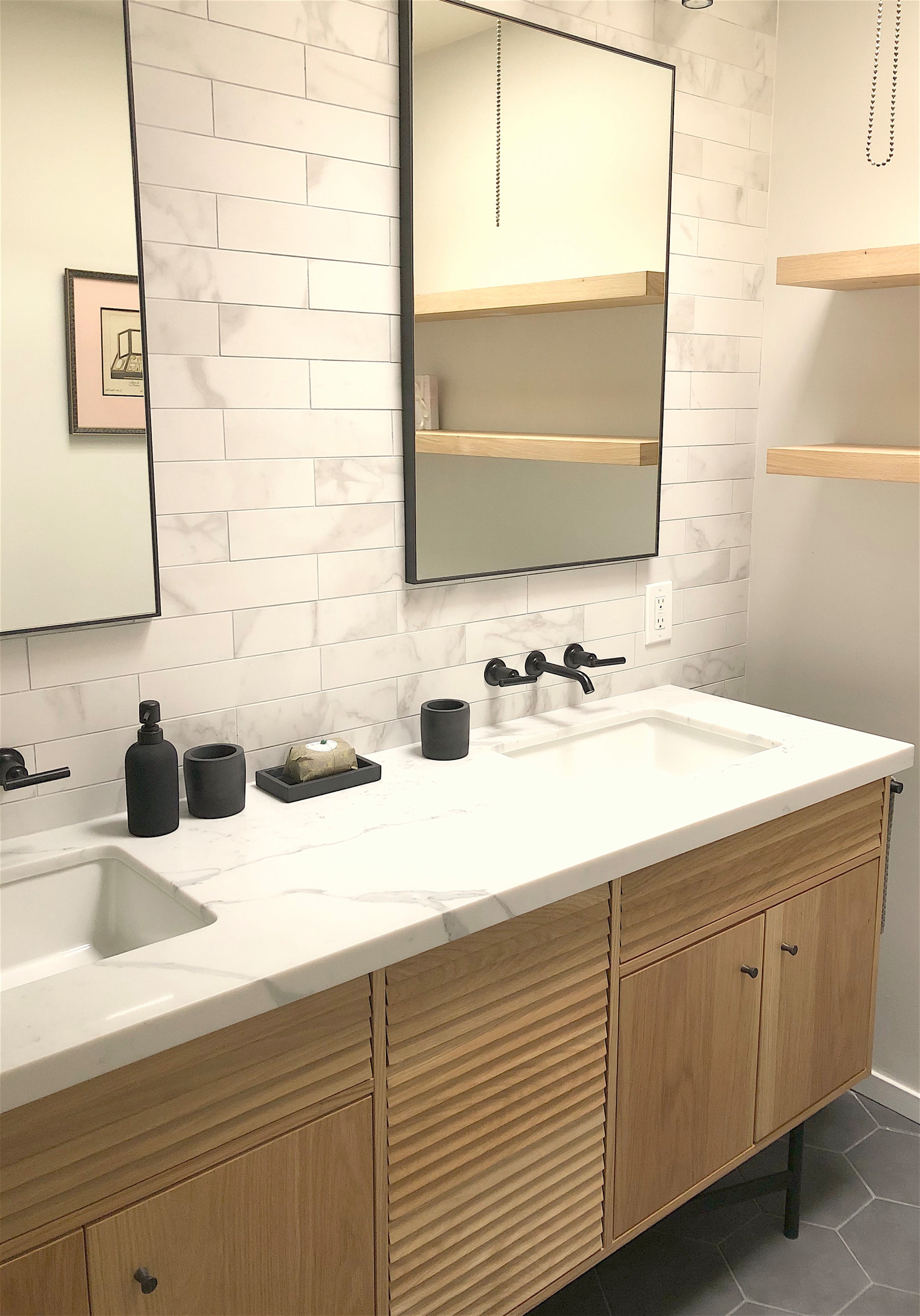 Tiny Daly City Bathroom gets renovated, 2020